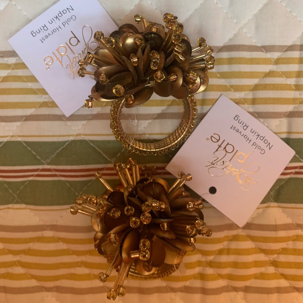 NWT Gold Harvest Beaded Napkin Ring, Set of 2